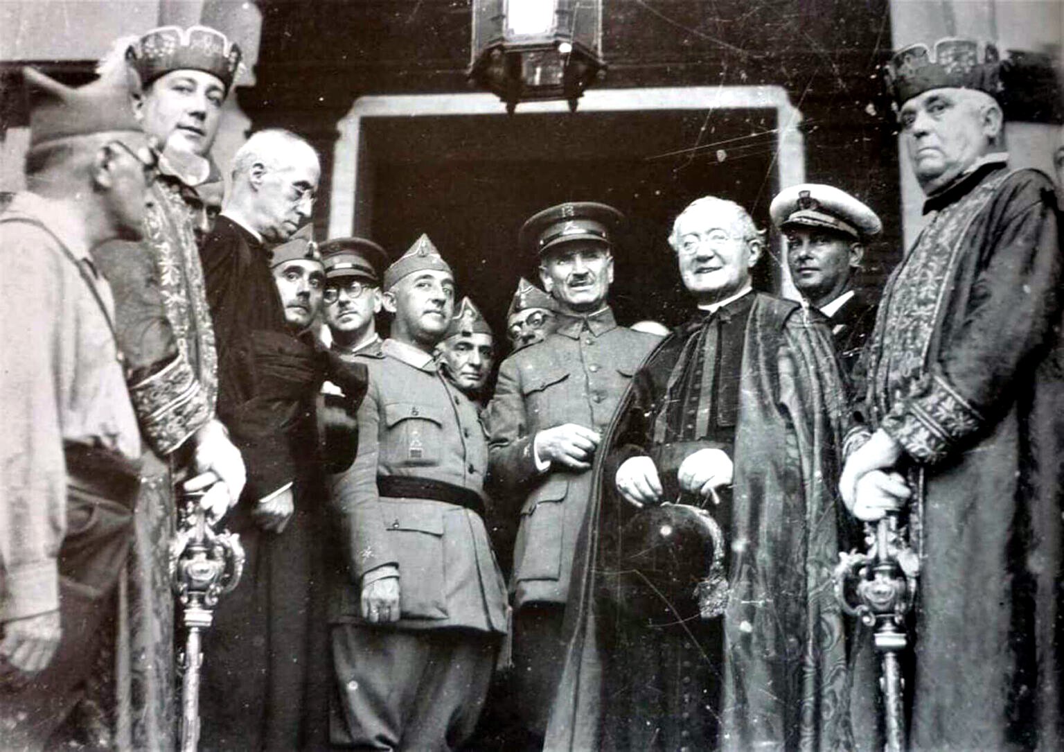 La política exterior del franquismo en el mundo árabe e iberoamericano