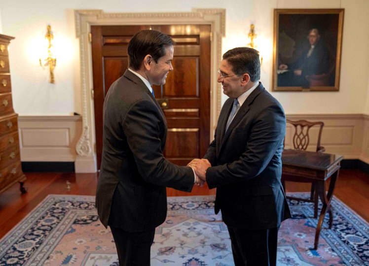 Marco Rubio y el ministro de Exteriores marroquí, Nasser Bourita, en abril de 2025.