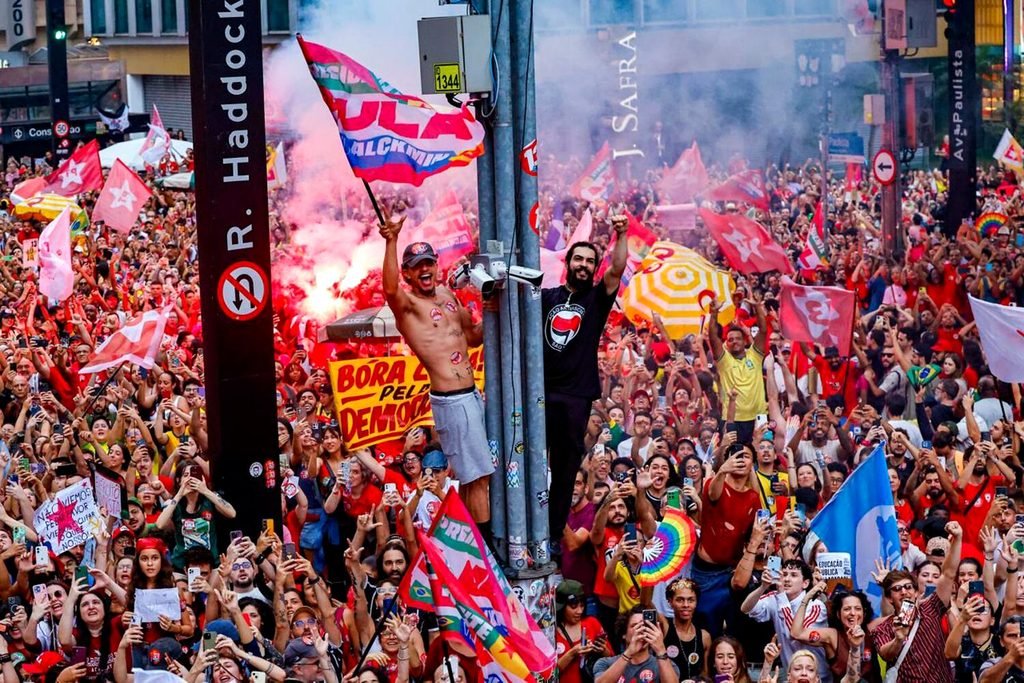 Celebración de la victoria de Lula Da Silva el 25 de octubre de 2026.