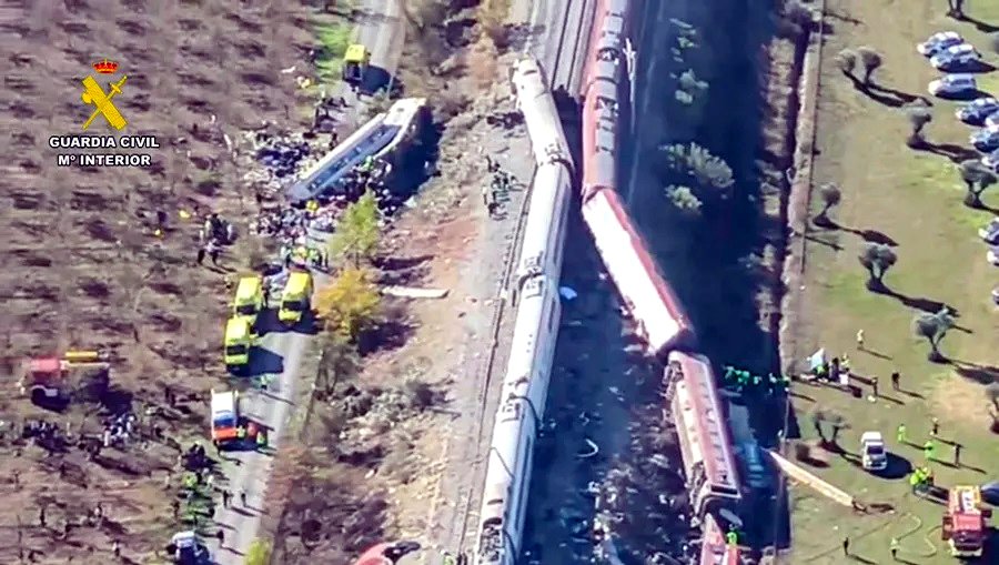 Choque de trenes en Urda.