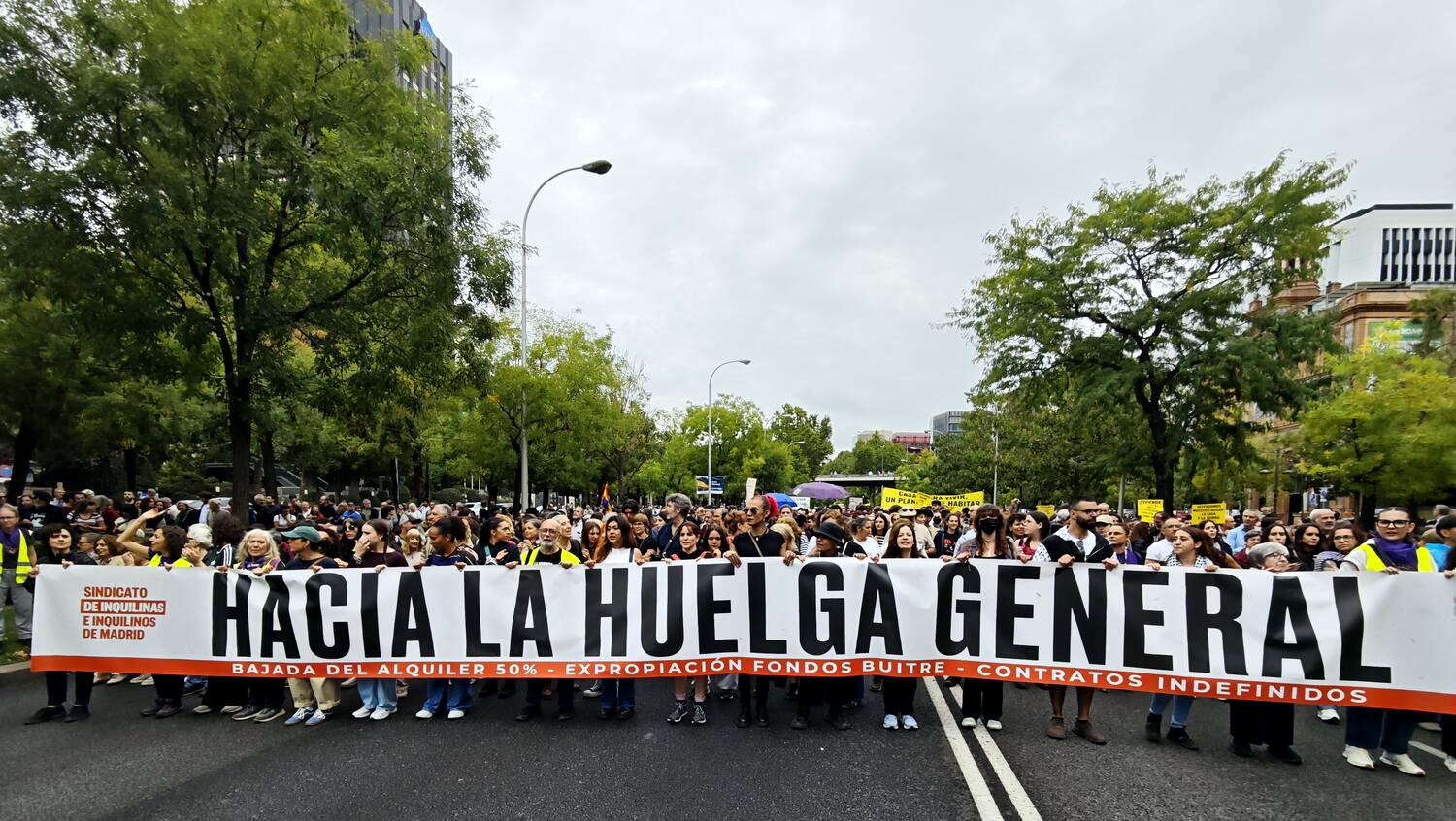 Manifestaciones masivas en todo el territorio hacia la huelga general por la vivienda