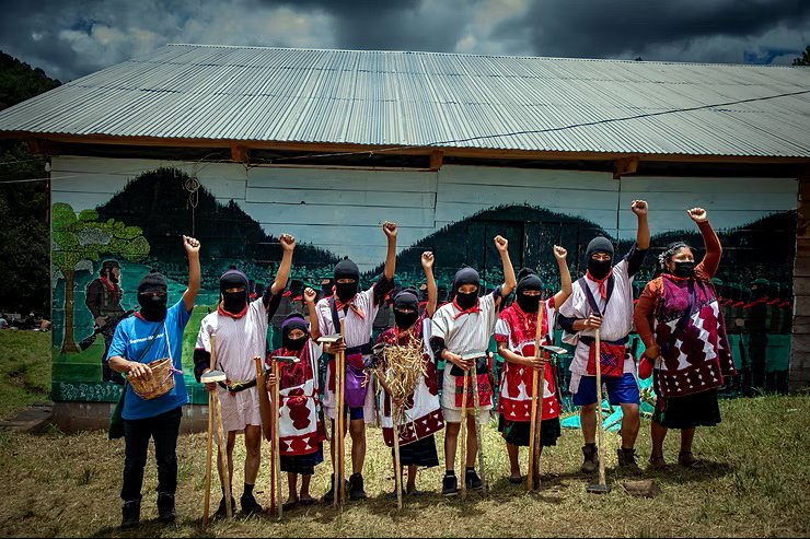 Gira por la Vida EZLN. Recaudación de fondos.