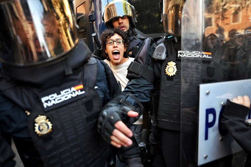 Una imagen tomada durante el desahuacio de Maricarmen el 23 de septiembre. Dani Gago.