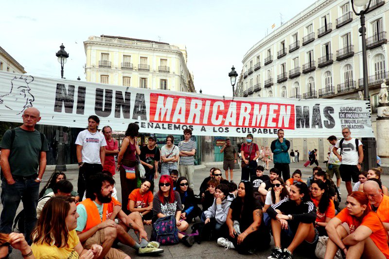 Una pancarta del Sindicato de Inquilinas e Inquilinos en la acampada de Sol el día 26 de septiembre.