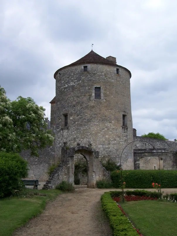 Torreón del castillo de Montaigne (Gironde Tourism).
